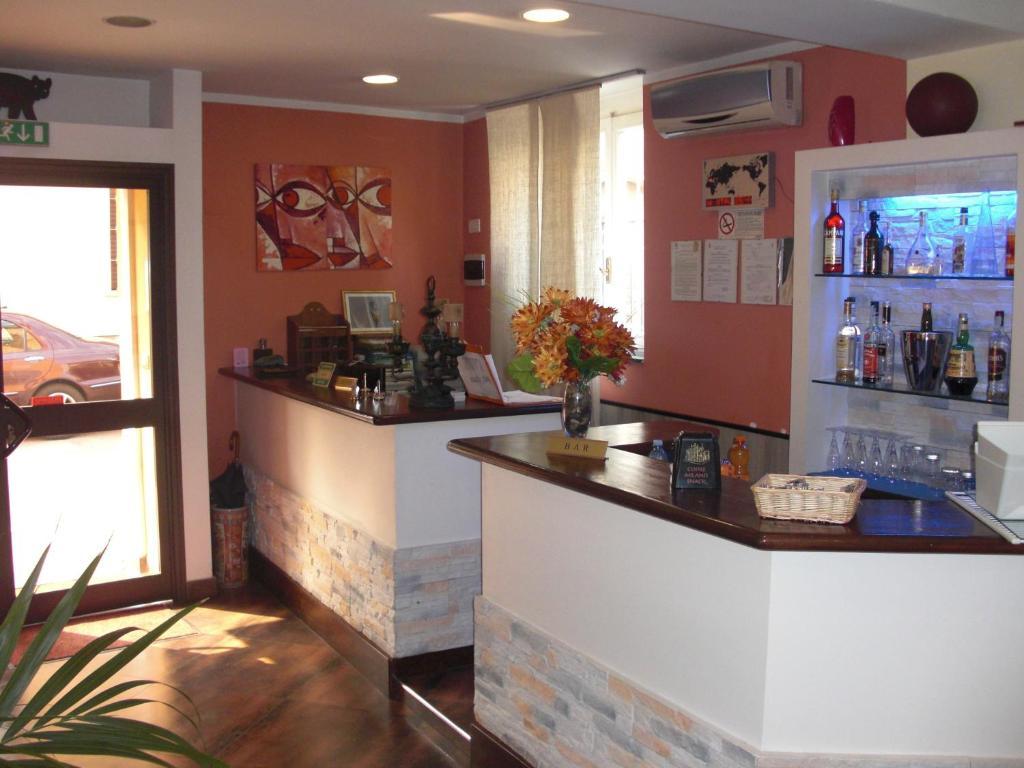 Hotel Legnano Exterior photo