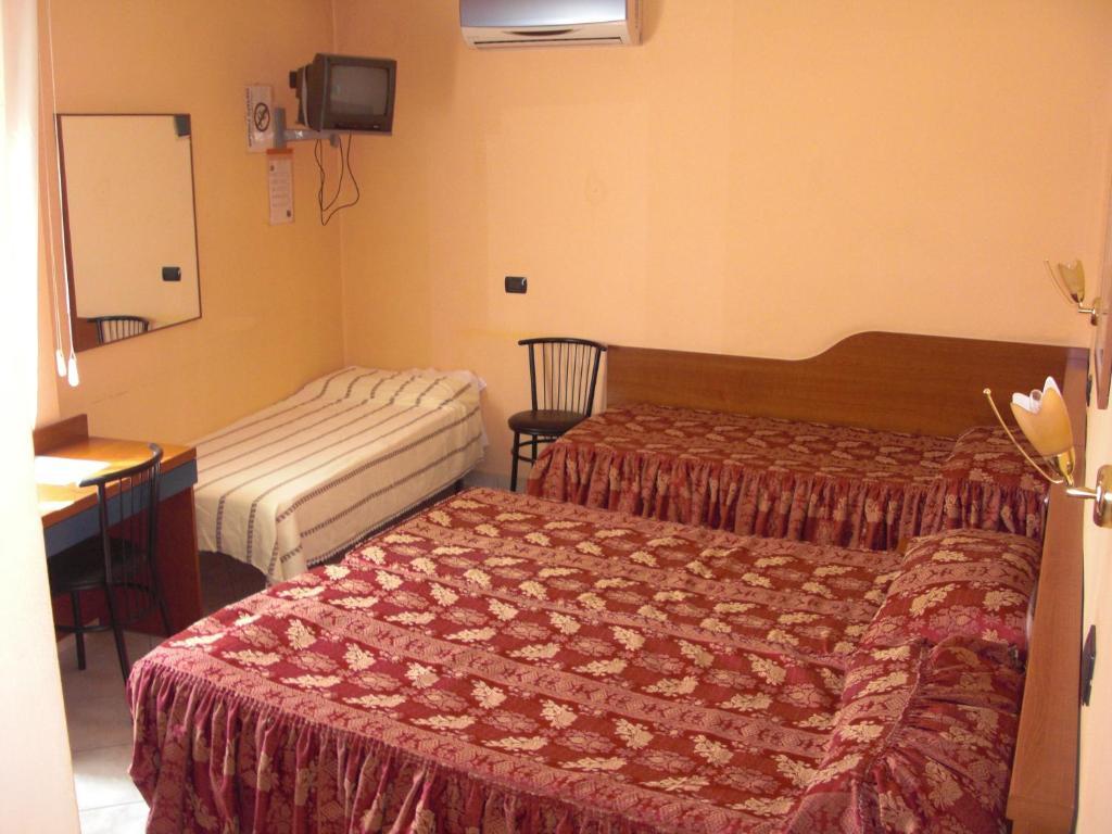 Hotel Legnano Room photo